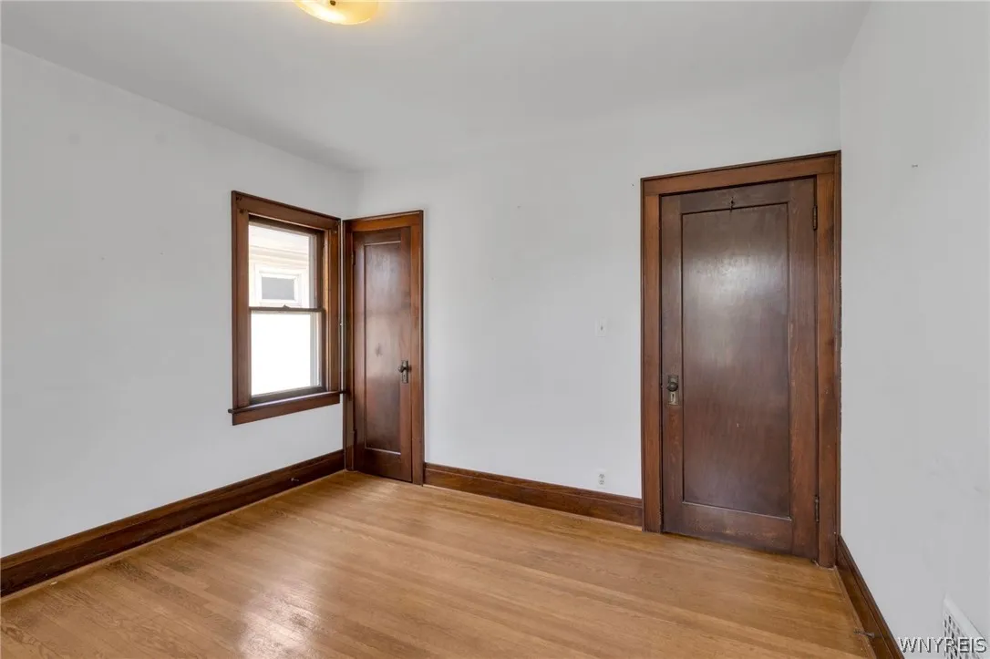 136 Lincoln Boulevard, Tonawanda, New York 14217, Tonawanda, New York 14217, 6 Bedrooms Bedrooms, ,2 BathroomsBathrooms,Residential,For Sale,136 Lincoln Boulevard, Tonawanda, New York 14217,0,B1679763