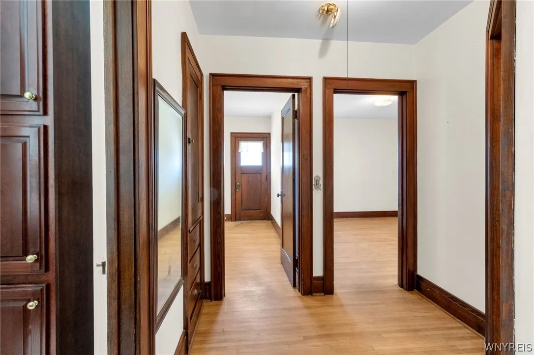 136 Lincoln Boulevard, Tonawanda, New York 14217, Tonawanda, New York 14217, 6 Bedrooms Bedrooms, ,2 BathroomsBathrooms,Residential,For Sale,136 Lincoln Boulevard, Tonawanda, New York 14217,0,B1679763