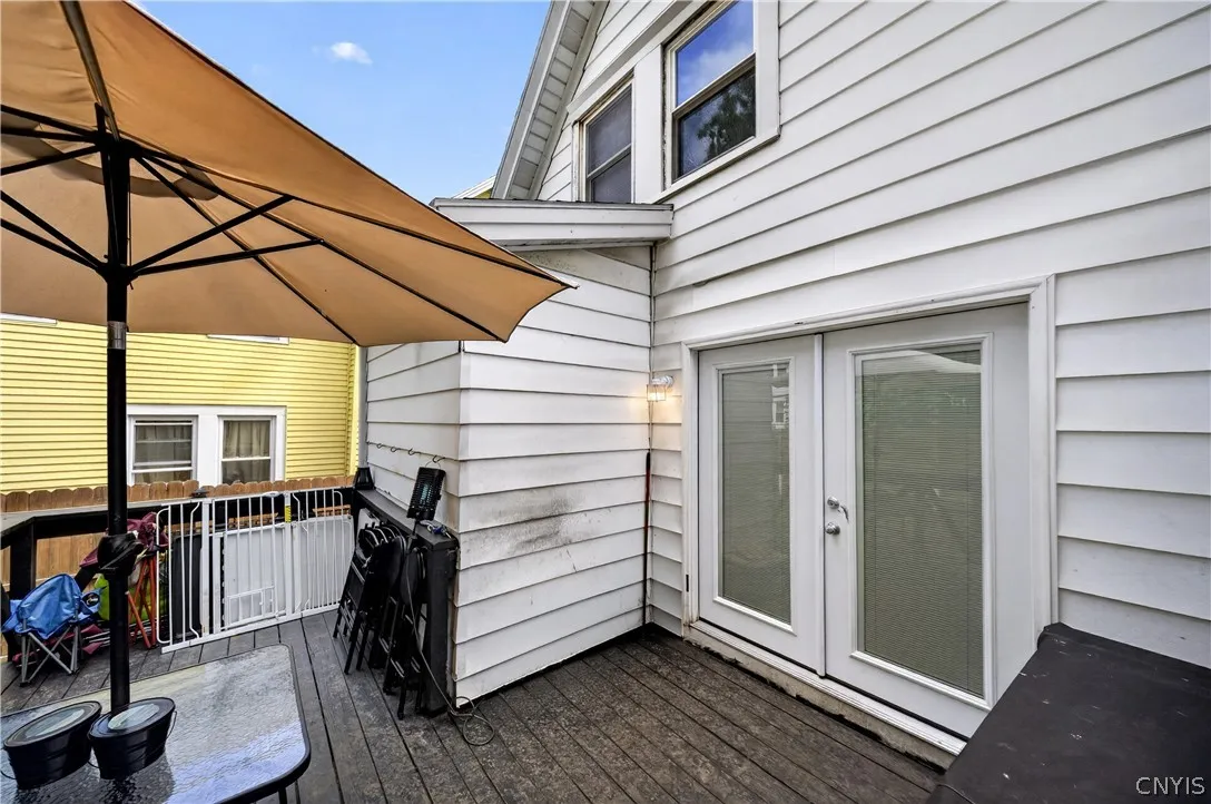 209 Hazelhurst Avenue, Syracuse, New York 13206, Syracuse, New York 13206, 3 Bedrooms Bedrooms, 6 Rooms Rooms,1 BathroomBathrooms,Residential,For Sale,209 Hazelhurst Avenue, Syracuse, New York 13206,0,S1695691