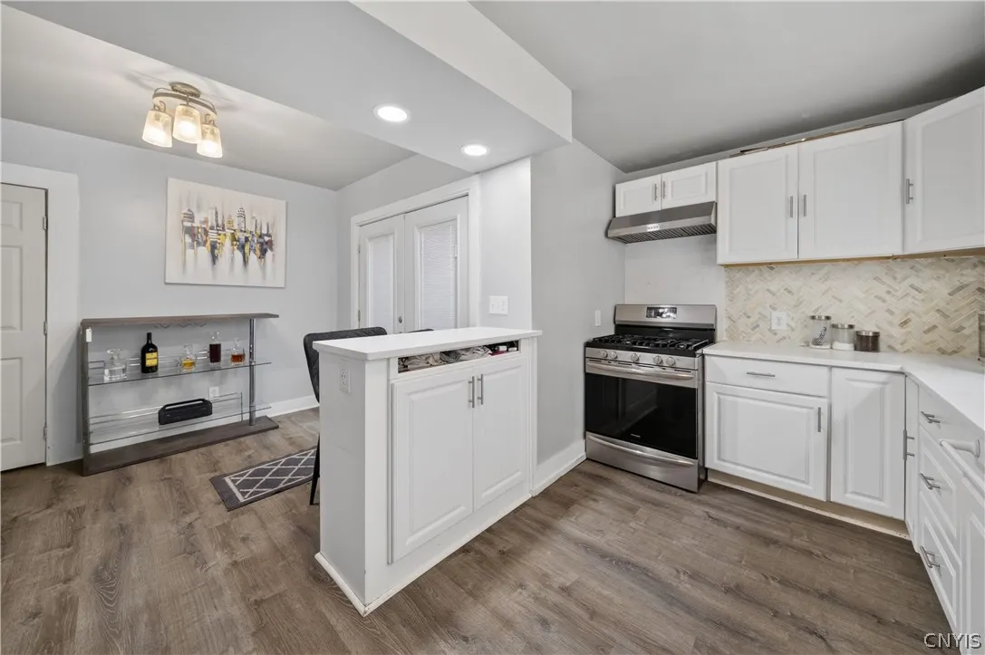 209 Hazelhurst Avenue, Syracuse, New York 13206, Syracuse, New York 13206, 3 Bedrooms Bedrooms, 6 Rooms Rooms,1 BathroomBathrooms,Residential,For Sale,209 Hazelhurst Avenue, Syracuse, New York 13206,0,S1695691