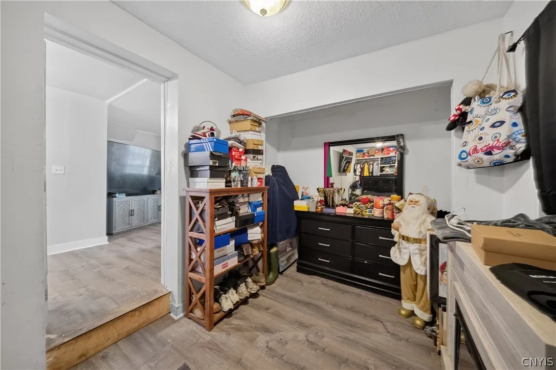 209 Hazelhurst Avenue, Syracuse, New York 13206, Syracuse, New York 13206, 3 Bedrooms Bedrooms, 6 Rooms Rooms,1 BathroomBathrooms,Residential,For Sale,209 Hazelhurst Avenue, Syracuse, New York 13206,0,S1695691