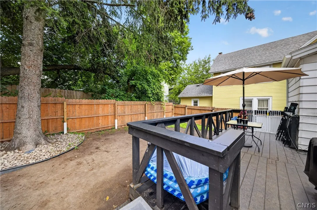209 Hazelhurst Avenue, Syracuse, New York 13206, Syracuse, New York 13206, 3 Bedrooms Bedrooms, 6 Rooms Rooms,1 BathroomBathrooms,Residential,For Sale,209 Hazelhurst Avenue, Syracuse, New York 13206,0,S1695691