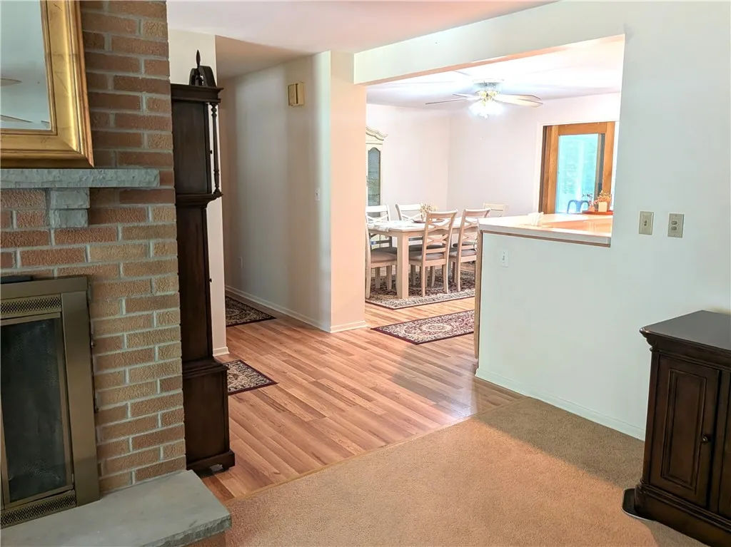 28 Kingswood Drive, Gates, New York 14624, Gates, New York 14624, 2 Bedrooms Bedrooms, 6 Rooms Rooms,1 BathroomBathrooms,Residential,For Sale,28 Kingswood Drive, Gates, New York 14624,0,R1695675