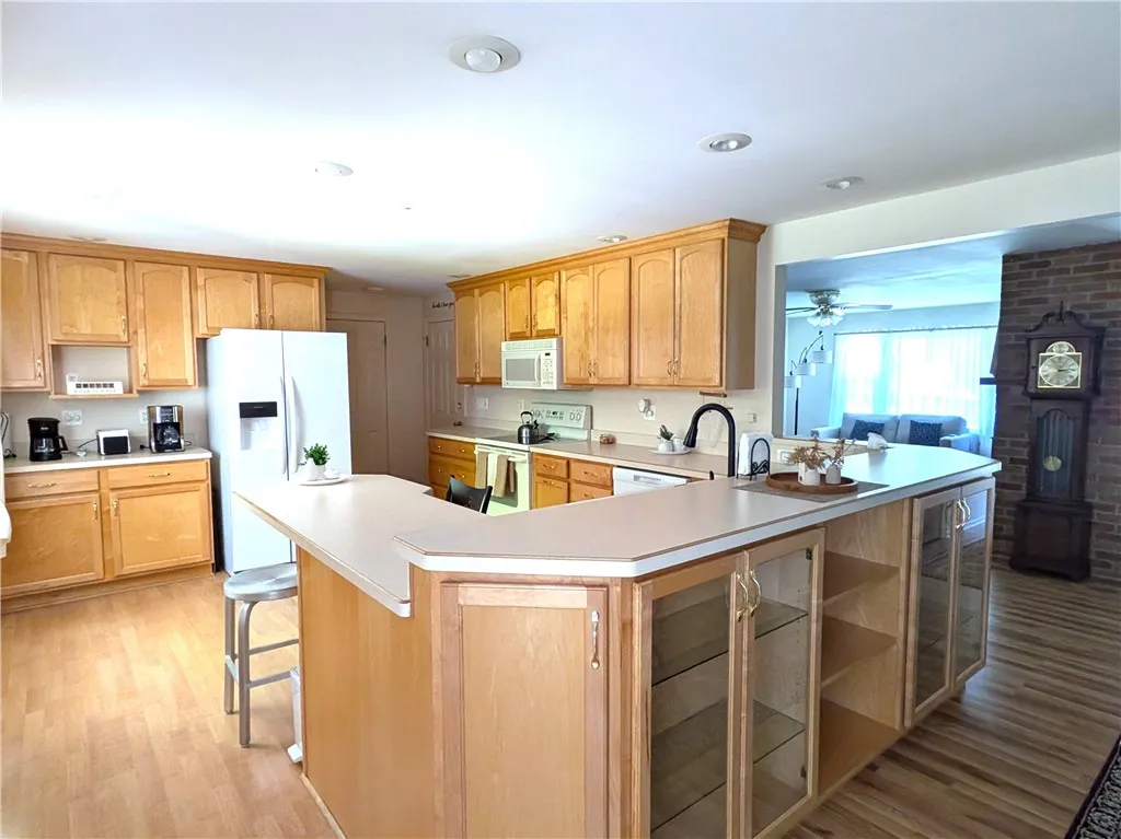 Great kitchen space