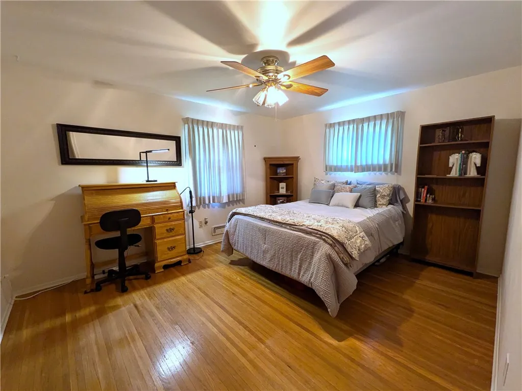 Bedroom #1