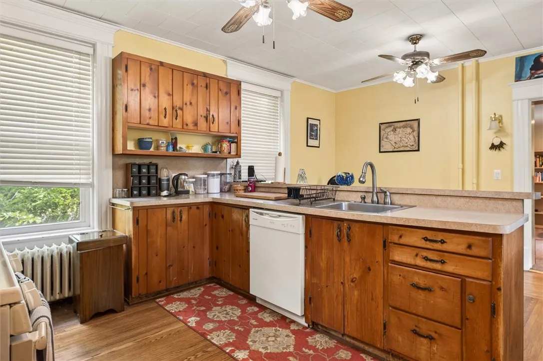 47 Sly Street, Canandaigua City, New York 14424, Canandaigua City, New York 14424, 4 Bedrooms Bedrooms, ,2 BathroomsBathrooms,Residential,For Sale,47 Sly Street, Canandaigua City, New York 14424,0,R1696805