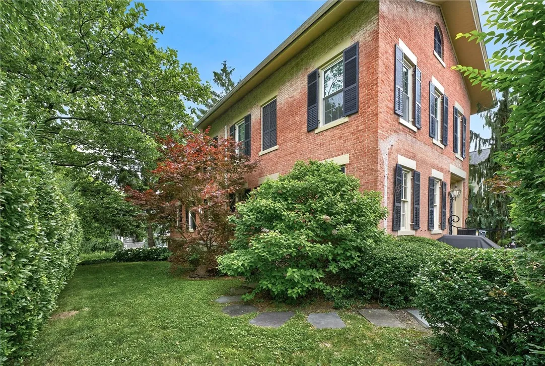 47 Sly Street, Canandaigua City, New York 14424, Canandaigua City, New York 14424, 4 Bedrooms Bedrooms, ,2 BathroomsBathrooms,Residential,For Sale,47 Sly Street, Canandaigua City, New York 14424,0,R1696805