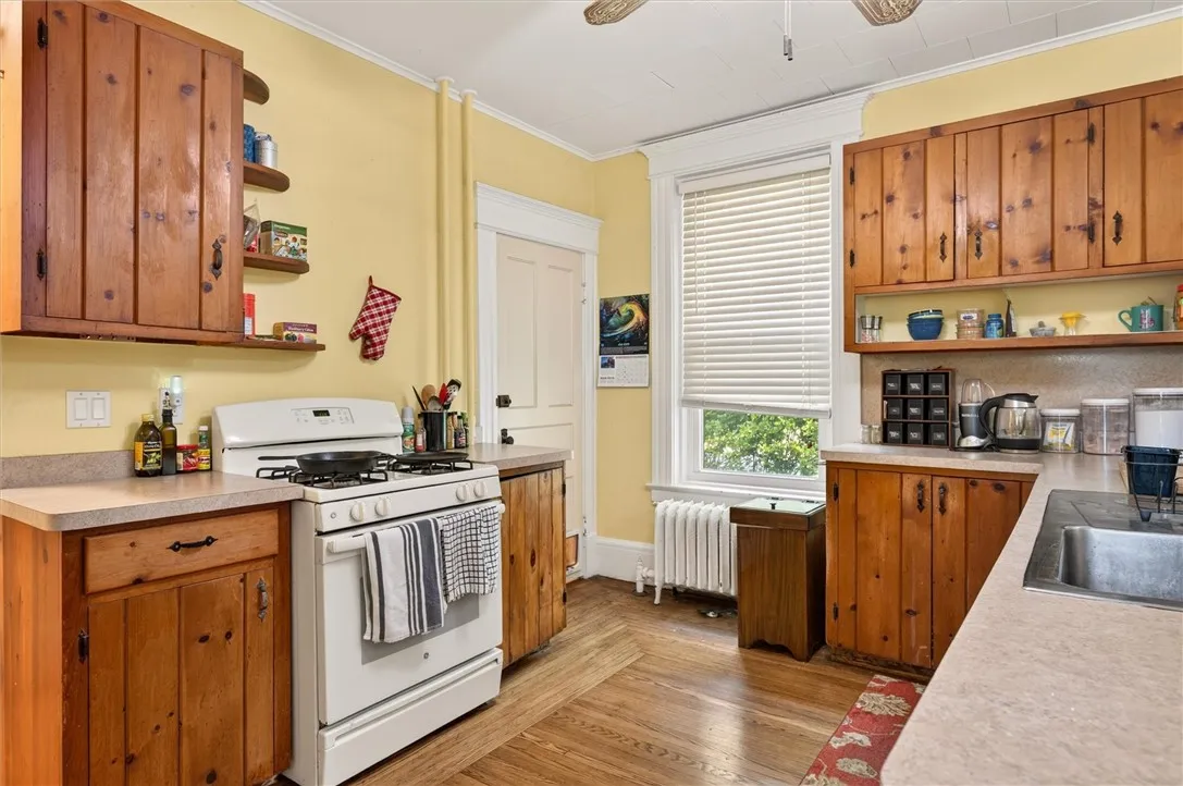 47 Sly Street, Canandaigua City, New York 14424, Canandaigua City, New York 14424, 4 Bedrooms Bedrooms, ,2 BathroomsBathrooms,Residential,For Sale,47 Sly Street, Canandaigua City, New York 14424,0,R1696805