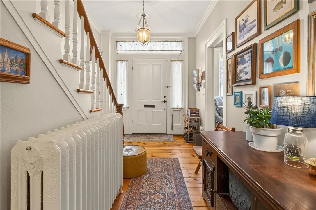 47 Sly Street, Canandaigua City, New York 14424, Canandaigua City, New York 14424, 4 Bedrooms Bedrooms, ,2 BathroomsBathrooms,Residential,For Sale,47 Sly Street, Canandaigua City, New York 14424,0,R1696805