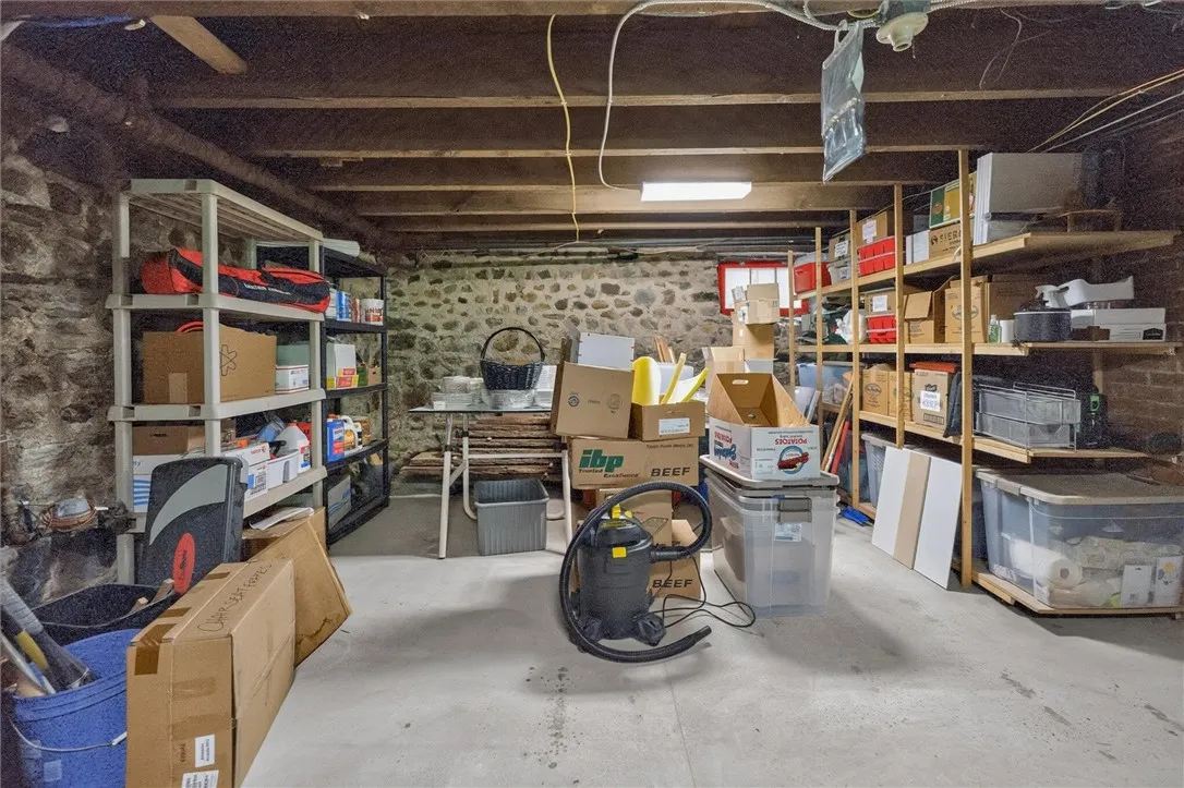 47 Sly Street, Canandaigua City, New York 14424, Canandaigua City, New York 14424, 4 Bedrooms Bedrooms, ,2 BathroomsBathrooms,Residential,For Sale,47 Sly Street, Canandaigua City, New York 14424,0,R1696805
