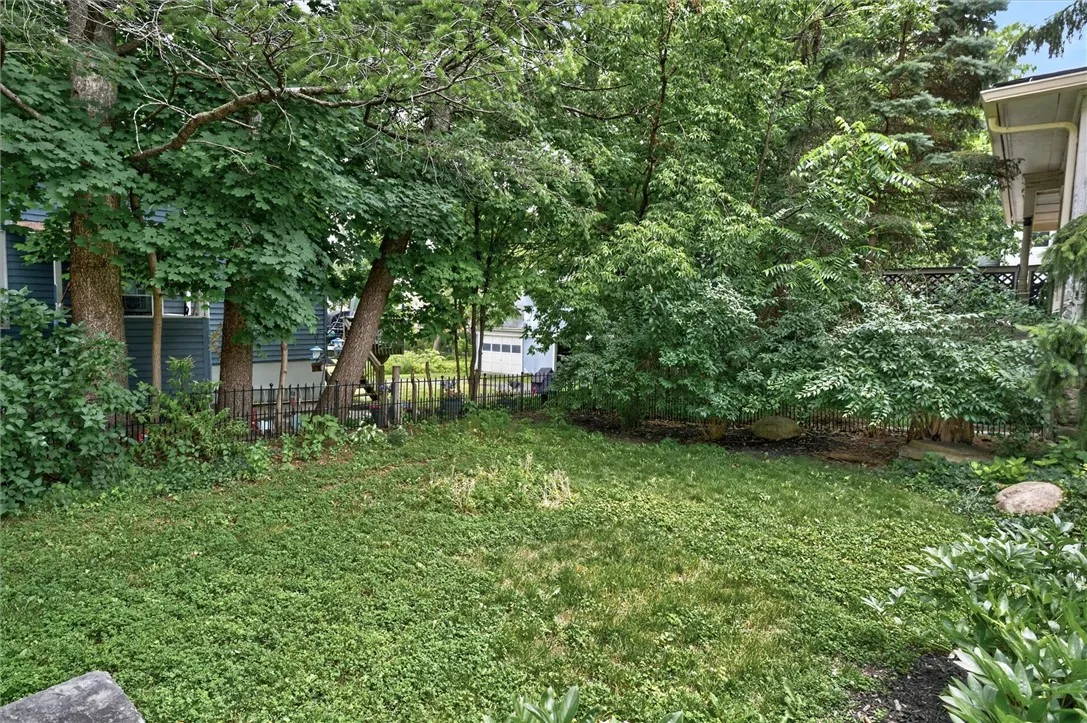 47 Sly Street, Canandaigua City, New York 14424, Canandaigua City, New York 14424, 4 Bedrooms Bedrooms, ,2 BathroomsBathrooms,Residential,For Sale,47 Sly Street, Canandaigua City, New York 14424,0,R1696805