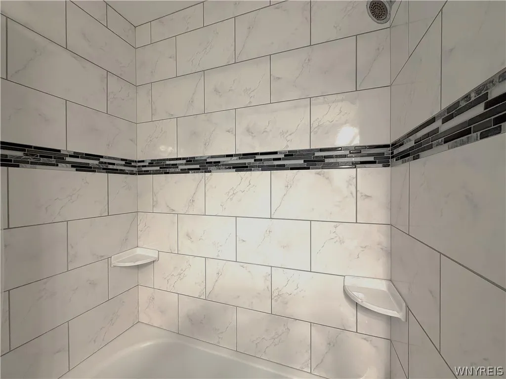 6110 Meadow Lakes Drive, Clarence, New York 14051, Clarence, New York 14051, 4 Bedrooms Bedrooms, 10 Rooms Rooms,2 BathroomsBathrooms,Residential,For Sale,6110 Meadow Lakes Drive, Clarence, New York 14051,0,B1696200