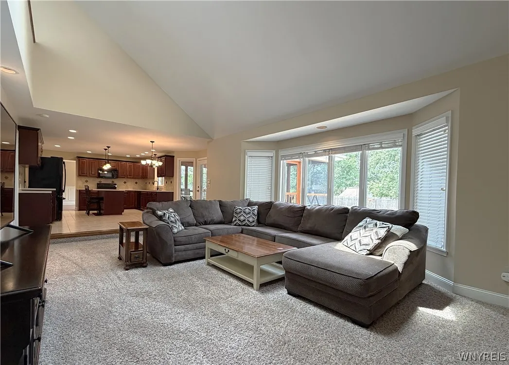 6110 Meadow Lakes Drive, Clarence, New York 14051, Clarence, New York 14051, 4 Bedrooms Bedrooms, 10 Rooms Rooms,2 BathroomsBathrooms,Residential,For Sale,6110 Meadow Lakes Drive, Clarence, New York 14051,0,B1696200