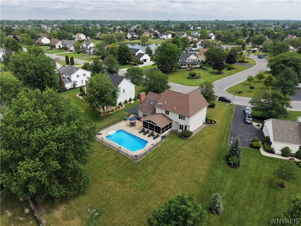 6110 Meadow Lakes Drive, Clarence, New York 14051, Clarence, New York 14051, 4 Bedrooms Bedrooms, 10 Rooms Rooms,2 BathroomsBathrooms,Residential,For Sale,6110 Meadow Lakes Drive, Clarence, New York 14051,0,B1696200