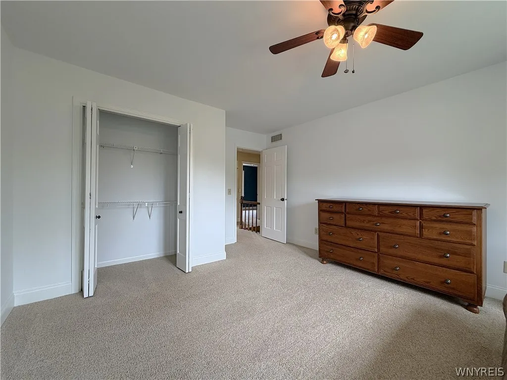 6110 Meadow Lakes Drive, Clarence, New York 14051, Clarence, New York 14051, 4 Bedrooms Bedrooms, 10 Rooms Rooms,2 BathroomsBathrooms,Residential,For Sale,6110 Meadow Lakes Drive, Clarence, New York 14051,0,B1696200