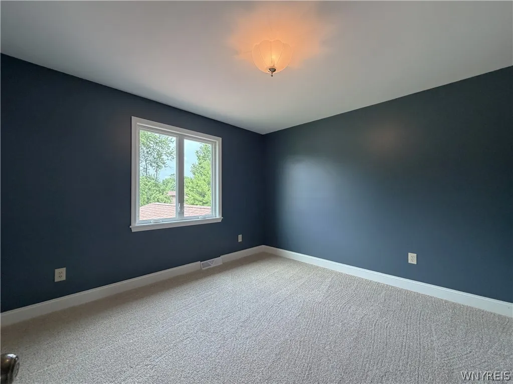6110 Meadow Lakes Drive, Clarence, New York 14051, Clarence, New York 14051, 4 Bedrooms Bedrooms, 10 Rooms Rooms,2 BathroomsBathrooms,Residential,For Sale,6110 Meadow Lakes Drive, Clarence, New York 14051,0,B1696200