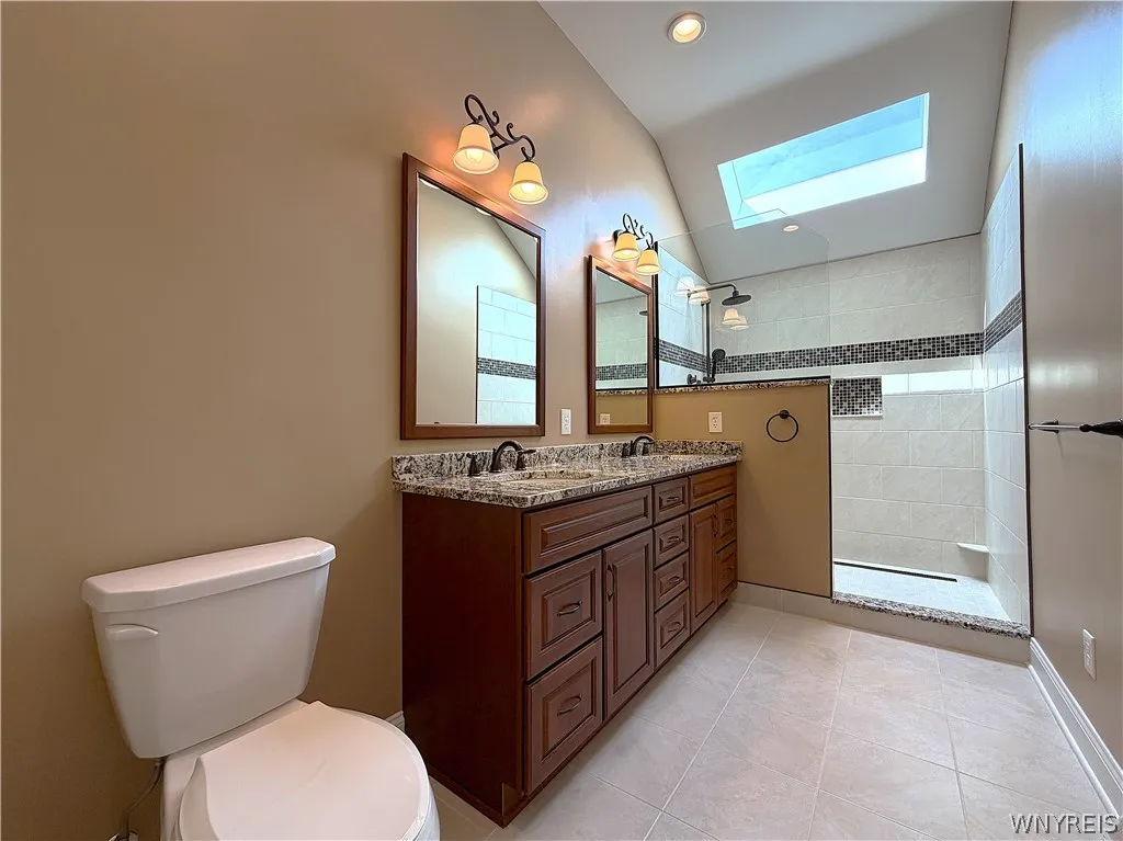 6110 Meadow Lakes Drive, Clarence, New York 14051, Clarence, New York 14051, 4 Bedrooms Bedrooms, 10 Rooms Rooms,2 BathroomsBathrooms,Residential,For Sale,6110 Meadow Lakes Drive, Clarence, New York 14051,0,B1696200