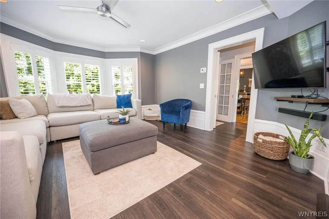 8 North Drive, Buffalo, New York 14216, Buffalo, New York 14216, 3 Bedrooms Bedrooms, 9 Rooms Rooms,2 BathroomsBathrooms,Residential,For Sale,8 North Drive, Buffalo, New York 14216,0,B1695194