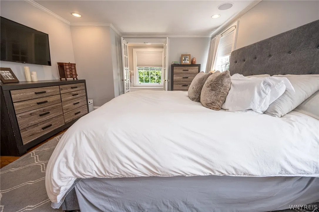 8 North Drive, Buffalo, New York 14216, Buffalo, New York 14216, 3 Bedrooms Bedrooms, 9 Rooms Rooms,2 BathroomsBathrooms,Residential,For Sale,8 North Drive, Buffalo, New York 14216,0,B1695194