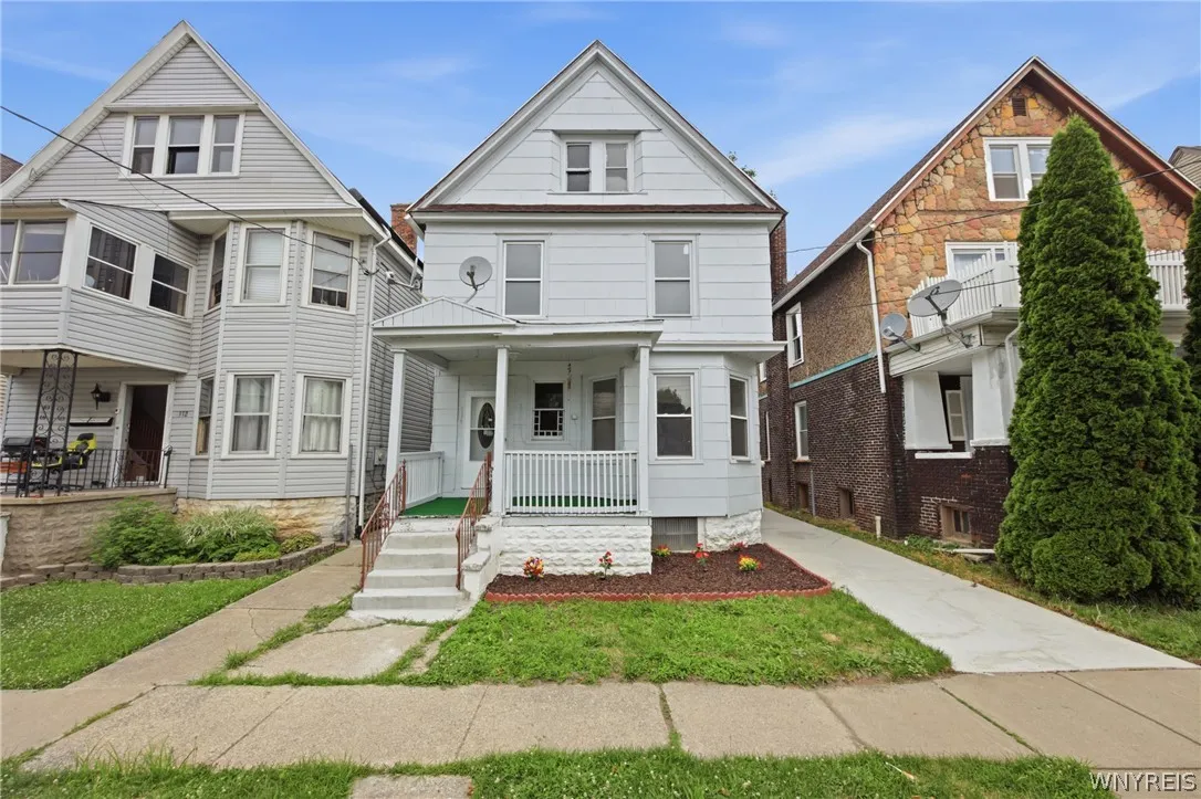 114 Spaulding Street, Buffalo, New York 14220, Buffalo, New York 14220, 4 Bedrooms Bedrooms, 9 Rooms Rooms,1 BathroomBathrooms,Residential,For Sale,114 Spaulding Street, Buffalo, New York 14220,0,B1696877