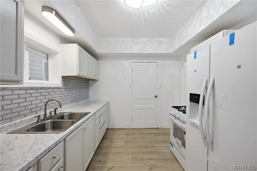 114 Spaulding Street, Buffalo, New York 14220, Buffalo, New York 14220, 4 Bedrooms Bedrooms, 9 Rooms Rooms,1 BathroomBathrooms,Residential,For Sale,114 Spaulding Street, Buffalo, New York 14220,0,B1696877