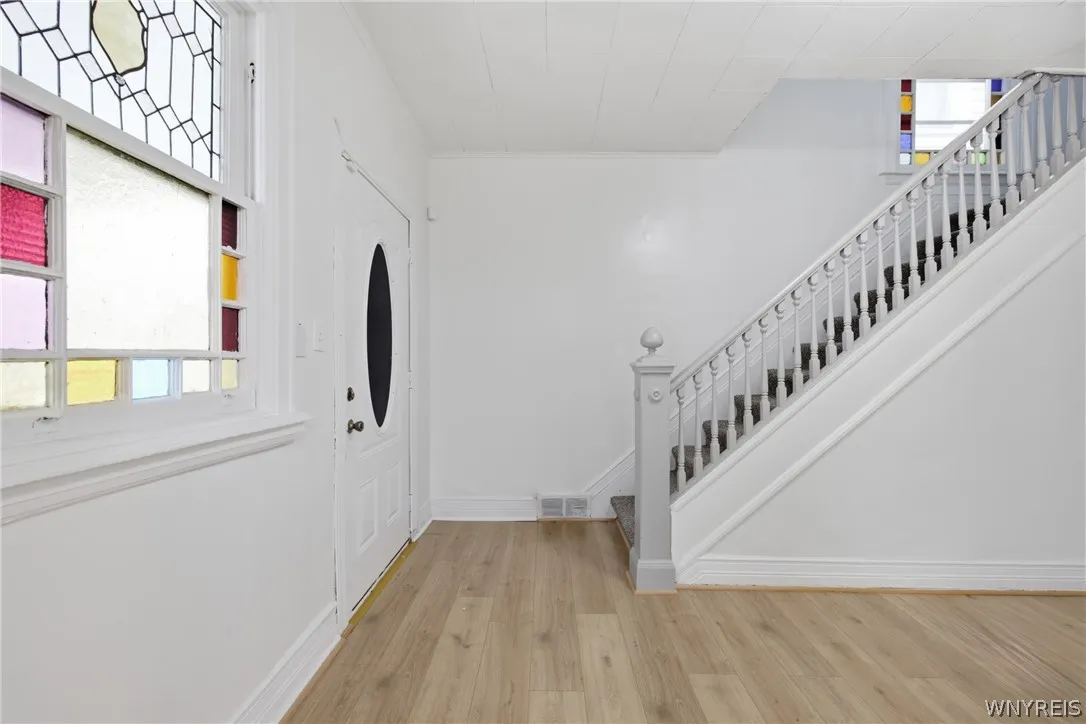 114 Spaulding Street, Buffalo, New York 14220, Buffalo, New York 14220, 4 Bedrooms Bedrooms, 9 Rooms Rooms,1 BathroomBathrooms,Residential,For Sale,114 Spaulding Street, Buffalo, New York 14220,0,B1696877