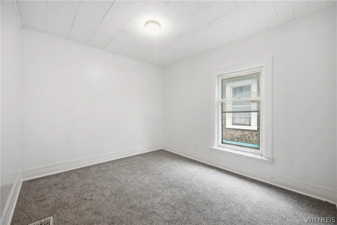 114 Spaulding Street, Buffalo, New York 14220, Buffalo, New York 14220, 4 Bedrooms Bedrooms, 9 Rooms Rooms,1 BathroomBathrooms,Residential,For Sale,114 Spaulding Street, Buffalo, New York 14220,0,B1696877