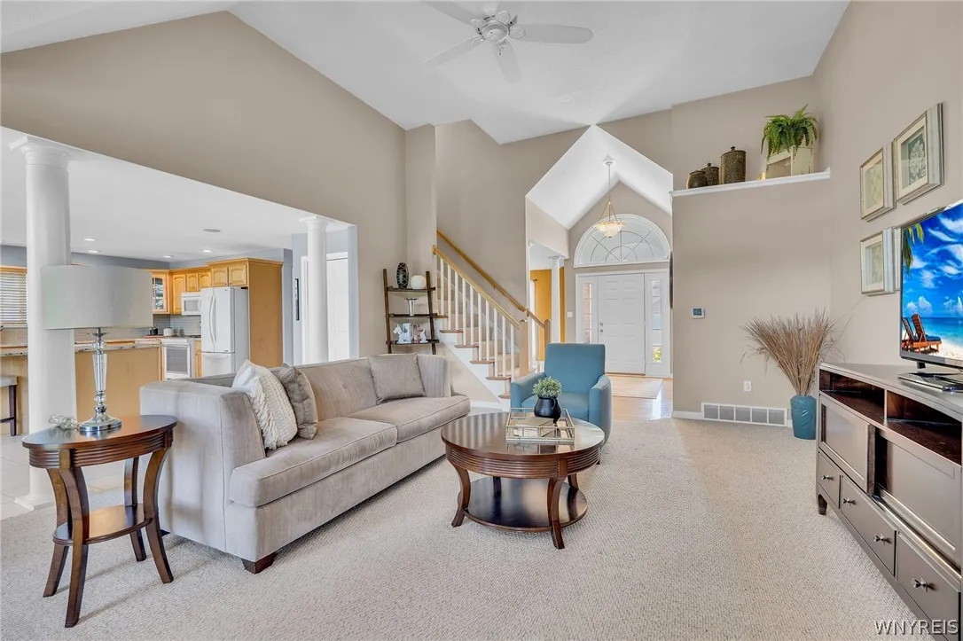 9090 Via Cimato Dr, Clarence, New York 14032, Clarence, New York 14032, 4 Bedrooms Bedrooms, 8 Rooms Rooms,2 BathroomsBathrooms,Residential,For Sale,9090 Via Cimato Dr, Clarence, New York 14032,0,B1696341