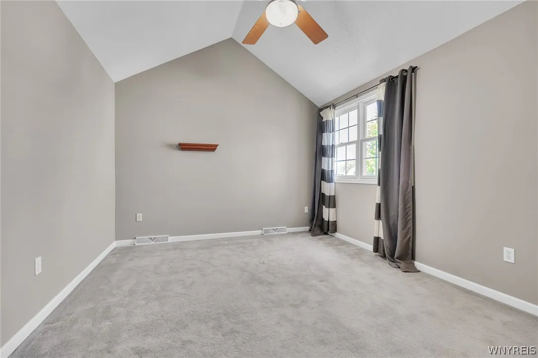 9090 Via Cimato Dr, Clarence, New York 14032, Clarence, New York 14032, 4 Bedrooms Bedrooms, 8 Rooms Rooms,2 BathroomsBathrooms,Residential,For Sale,9090 Via Cimato Dr, Clarence, New York 14032,0,B1696341