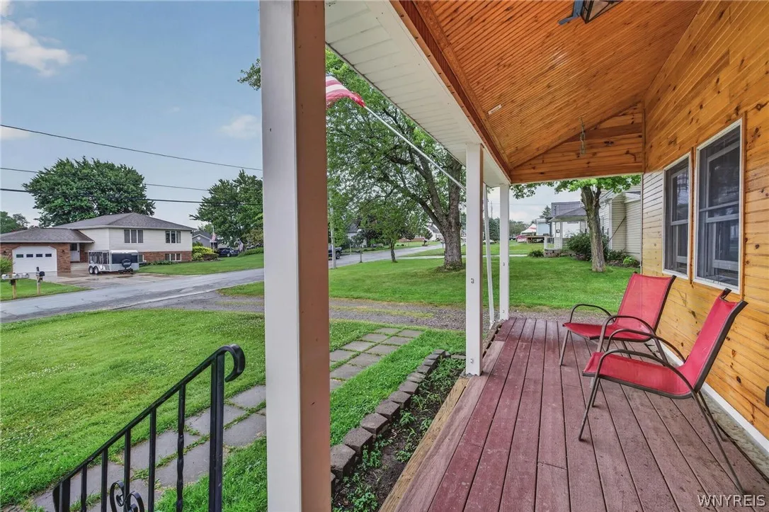 139-141 Hillside Avenue, Orchard Park, New York 14, Orchard Park, New York 14127, 5 Bedrooms Bedrooms, ,2 BathroomsBathrooms,Residential,For Sale,139-141 Hillside Avenue, Orchard Park, New York 14,0,B1696366