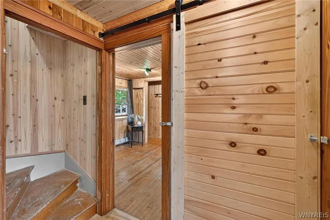 139-141 Hillside Avenue, Orchard Park, New York 14, Orchard Park, New York 14127, 5 Bedrooms Bedrooms, ,2 BathroomsBathrooms,Residential,For Sale,139-141 Hillside Avenue, Orchard Park, New York 14,0,B1696366
