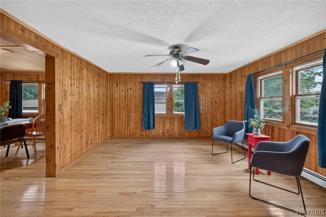 139-141 Hillside Avenue, Orchard Park, New York 14, Orchard Park, New York 14127, 5 Bedrooms Bedrooms, ,2 BathroomsBathrooms,Residential,For Sale,139-141 Hillside Avenue, Orchard Park, New York 14,0,B1696366