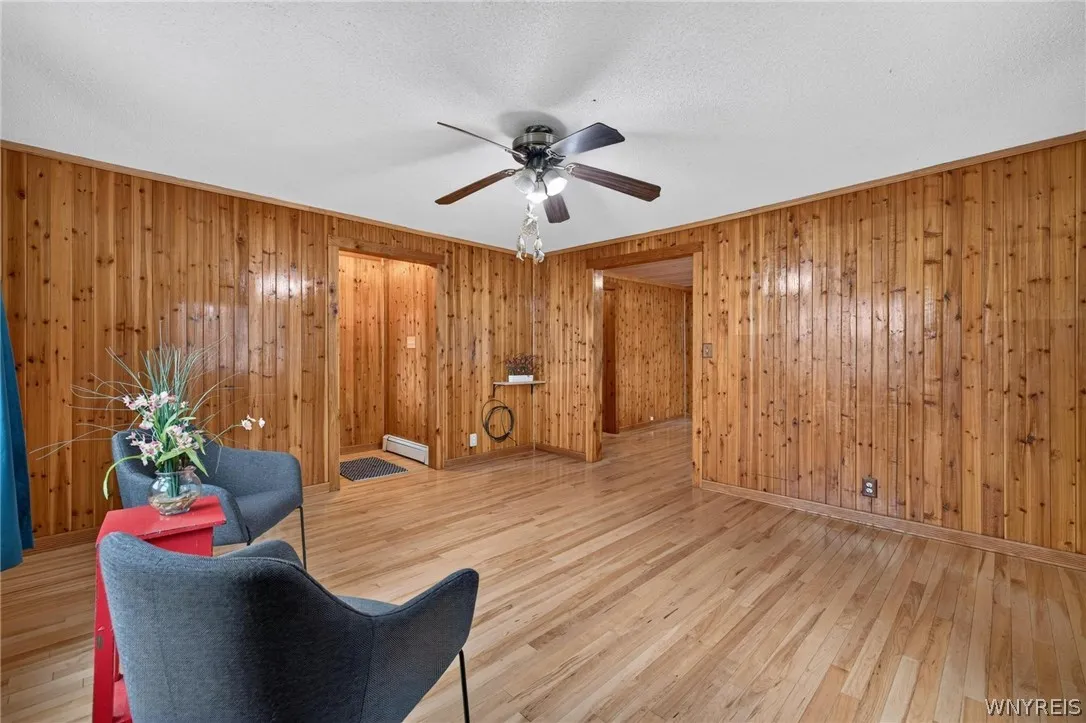 139-141 Hillside Avenue, Orchard Park, New York 14, Orchard Park, New York 14127, 5 Bedrooms Bedrooms, ,2 BathroomsBathrooms,Residential,For Sale,139-141 Hillside Avenue, Orchard Park, New York 14,0,B1696366