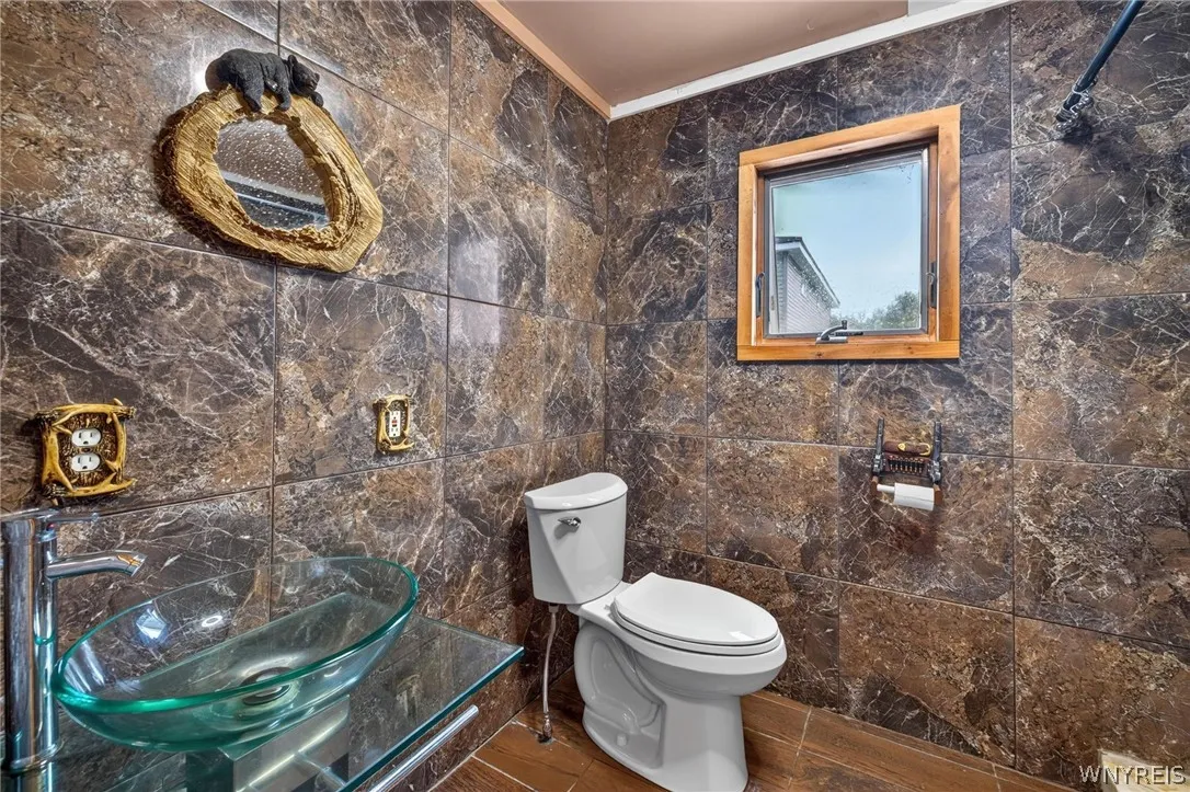 139-141 Hillside Avenue, Orchard Park, New York 14, Orchard Park, New York 14127, 5 Bedrooms Bedrooms, ,2 BathroomsBathrooms,Residential,For Sale,139-141 Hillside Avenue, Orchard Park, New York 14,0,B1696366