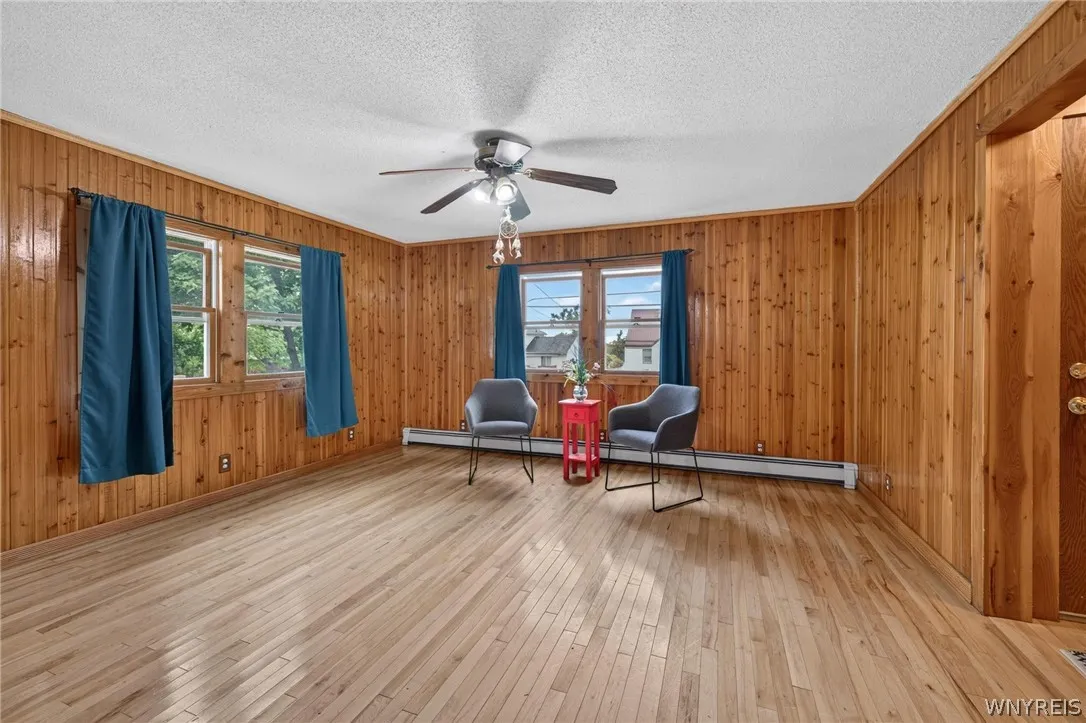 139-141 Hillside Avenue, Orchard Park, New York 14, Orchard Park, New York 14127, 5 Bedrooms Bedrooms, ,2 BathroomsBathrooms,Residential,For Sale,139-141 Hillside Avenue, Orchard Park, New York 14,0,B1696366