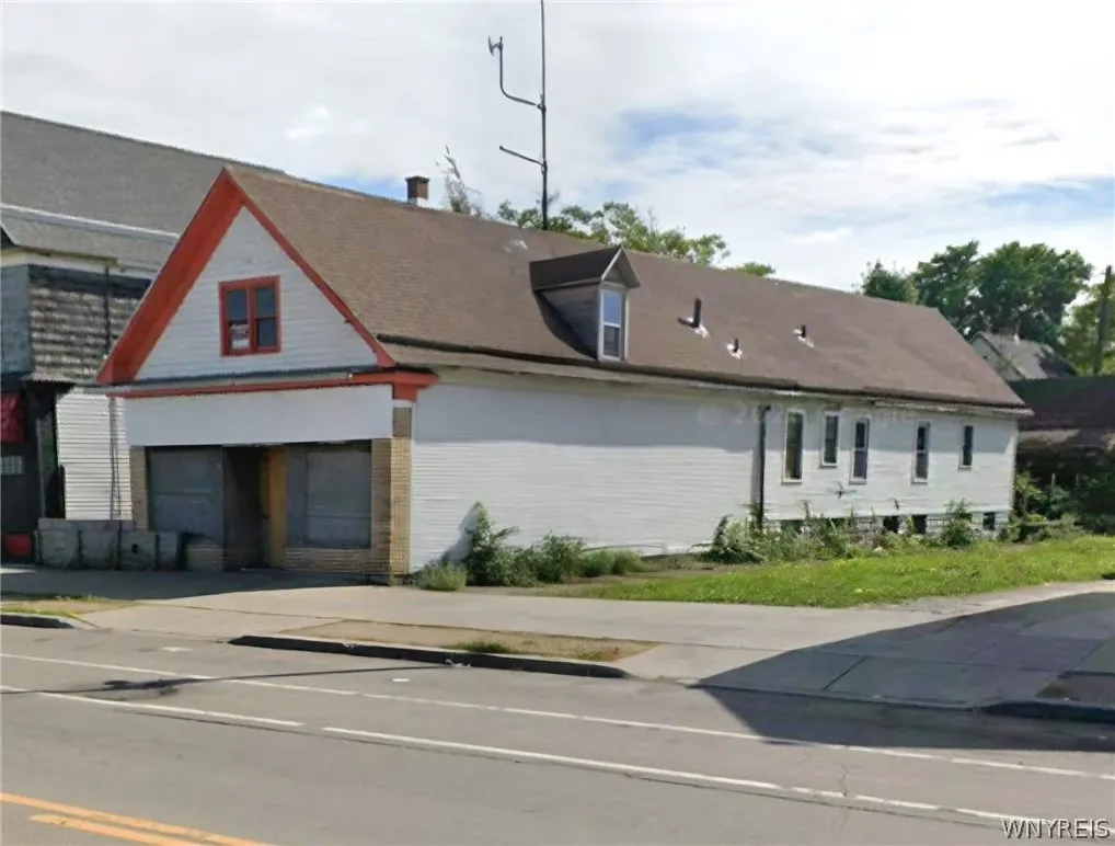 1271 Broadway, Buffalo, New York 14212, Buffalo, New York 14212, ,Commercial Sale,For Sale,1271 Broadway, Buffalo, New York 14212,0,B1696449