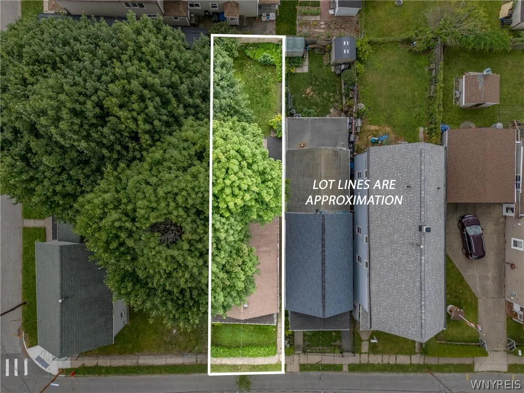 243 Mackinaw Street, Buffalo, New York 14204, Buffalo, New York 14204, 3 Bedrooms Bedrooms, 7 Rooms Rooms,1 BathroomBathrooms,Residential,For Sale,243 Mackinaw Street, Buffalo, New York 14204,0,B1696429