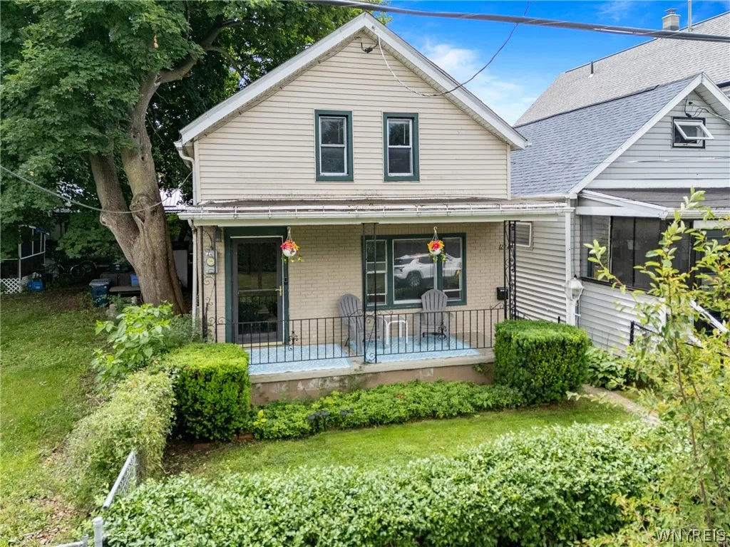243 Mackinaw Street, Buffalo, New York 14204, Buffalo, New York 14204, 3 Bedrooms Bedrooms, 7 Rooms Rooms,1 BathroomBathrooms,Residential,For Sale,243 Mackinaw Street, Buffalo, New York 14204,0,B1696429
