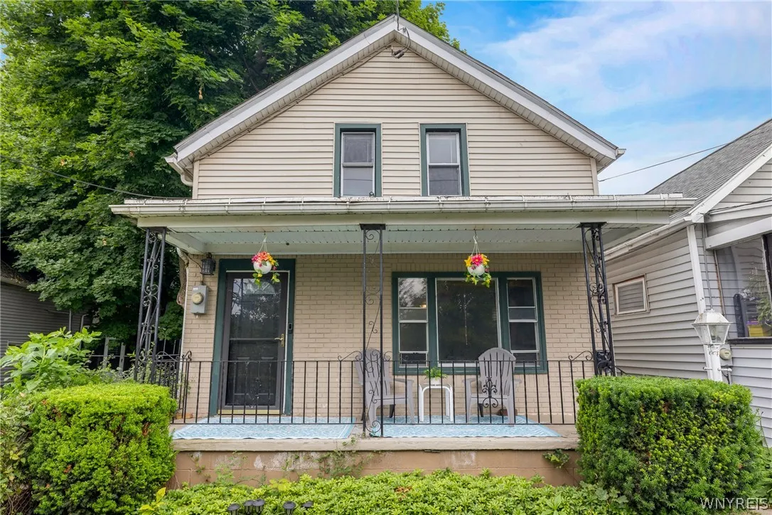 243 Mackinaw Street, Buffalo, New York 14204, Buffalo, New York 14204, 3 Bedrooms Bedrooms, 7 Rooms Rooms,1 BathroomBathrooms,Residential,For Sale,243 Mackinaw Street, Buffalo, New York 14204,0,B1696429