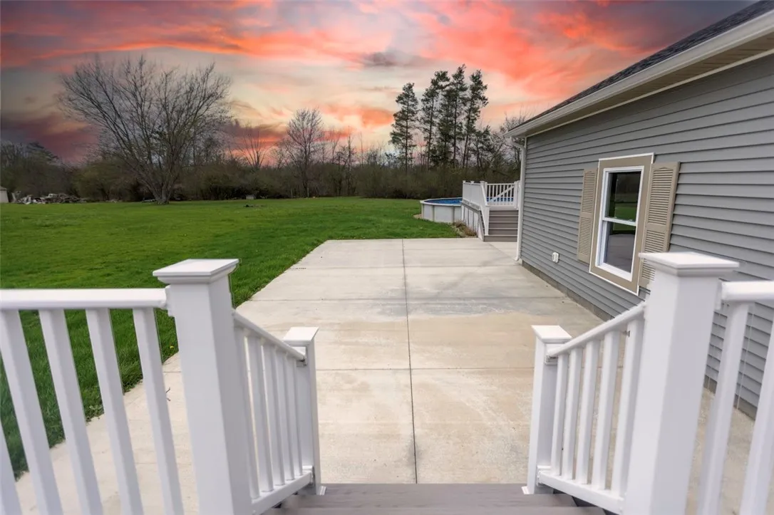 6224 Versailles Rd, Hamburg, New York 14085, Hamburg, New York 14085, 4 Bedrooms Bedrooms, 7 Rooms Rooms,3 BathroomsBathrooms,Residential,For Sale,6224 Versailles Rd, Hamburg, New York 14085,0,R1697042