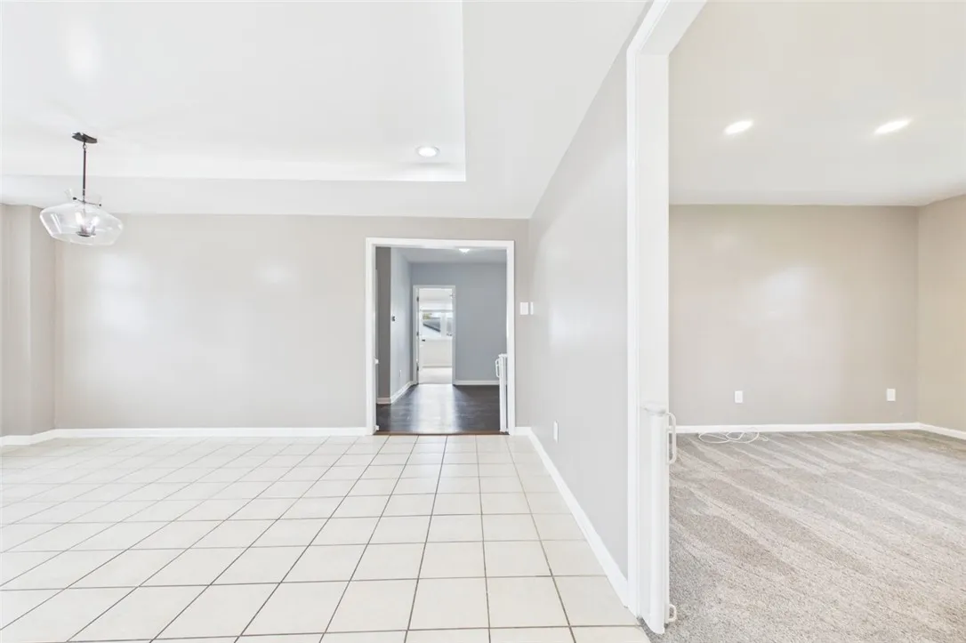 6224 Versailles Rd, Hamburg, New York 14085, Hamburg, New York 14085, 4 Bedrooms Bedrooms, 7 Rooms Rooms,3 BathroomsBathrooms,Residential,For Sale,6224 Versailles Rd, Hamburg, New York 14085,0,R1697042
