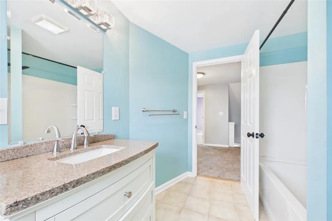 6224 Versailles Rd, Hamburg, New York 14085, Hamburg, New York 14085, 4 Bedrooms Bedrooms, 7 Rooms Rooms,3 BathroomsBathrooms,Residential,For Sale,6224 Versailles Rd, Hamburg, New York 14085,0,R1697042
