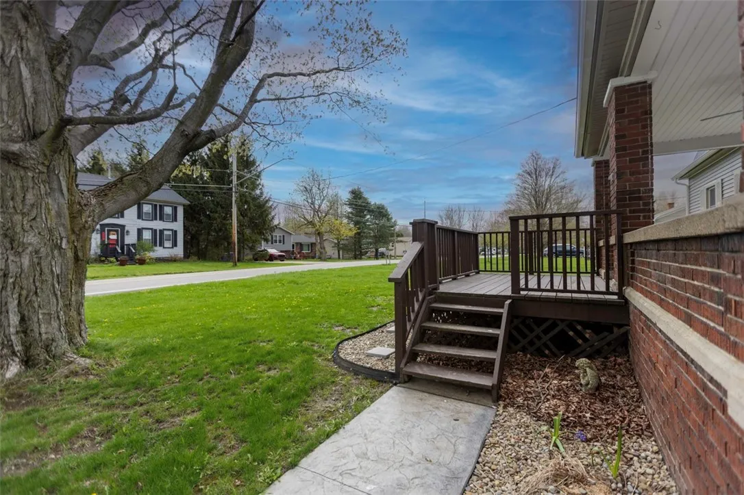 6224 Versailles Rd, Hamburg, New York 14085, Hamburg, New York 14085, 4 Bedrooms Bedrooms, 7 Rooms Rooms,3 BathroomsBathrooms,Residential,For Sale,6224 Versailles Rd, Hamburg, New York 14085,0,R1697042