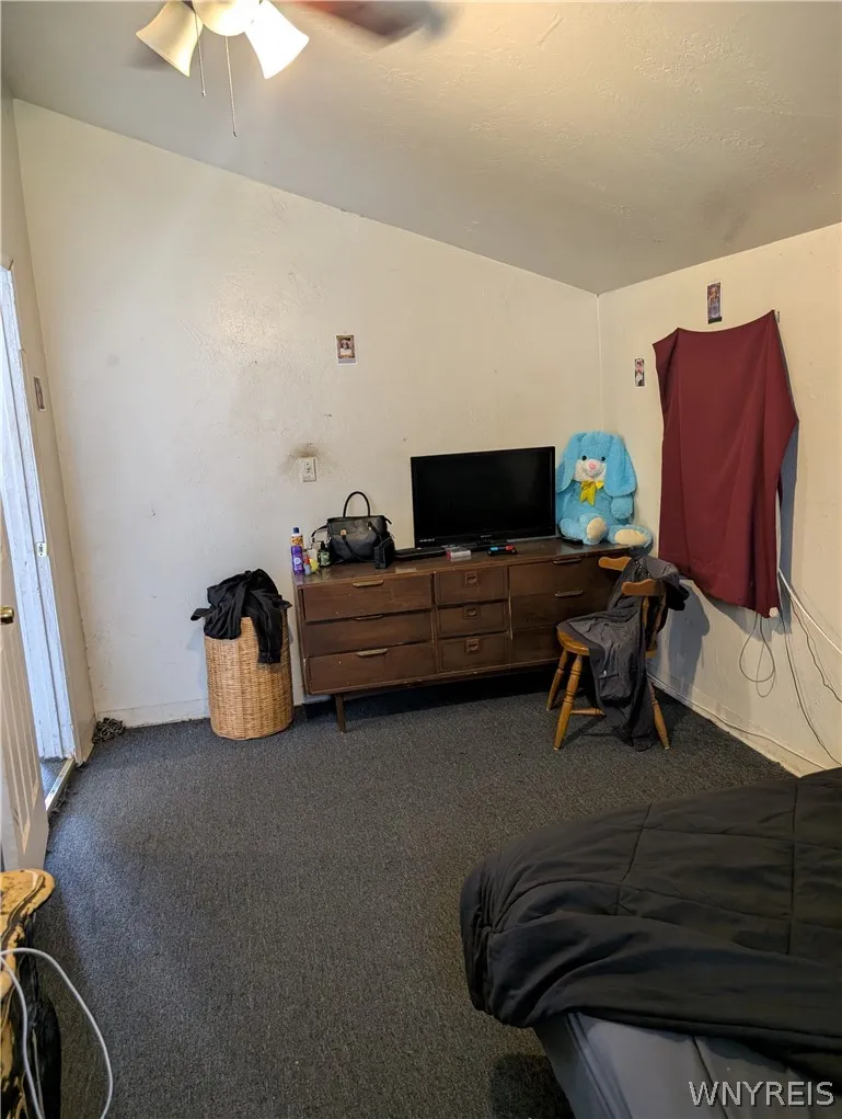Back unit bathroom