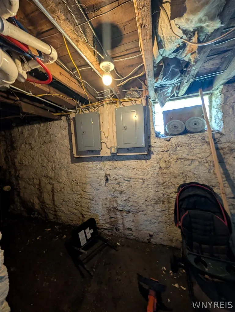 509 Dodge Street, Buffalo, New York 14208, Buffalo, New York 14208, 4 Bedrooms Bedrooms, 8 Rooms Rooms,2 BathroomsBathrooms,Residential,For Sale,509 Dodge Street, Buffalo, New York 14208,0,B1697062