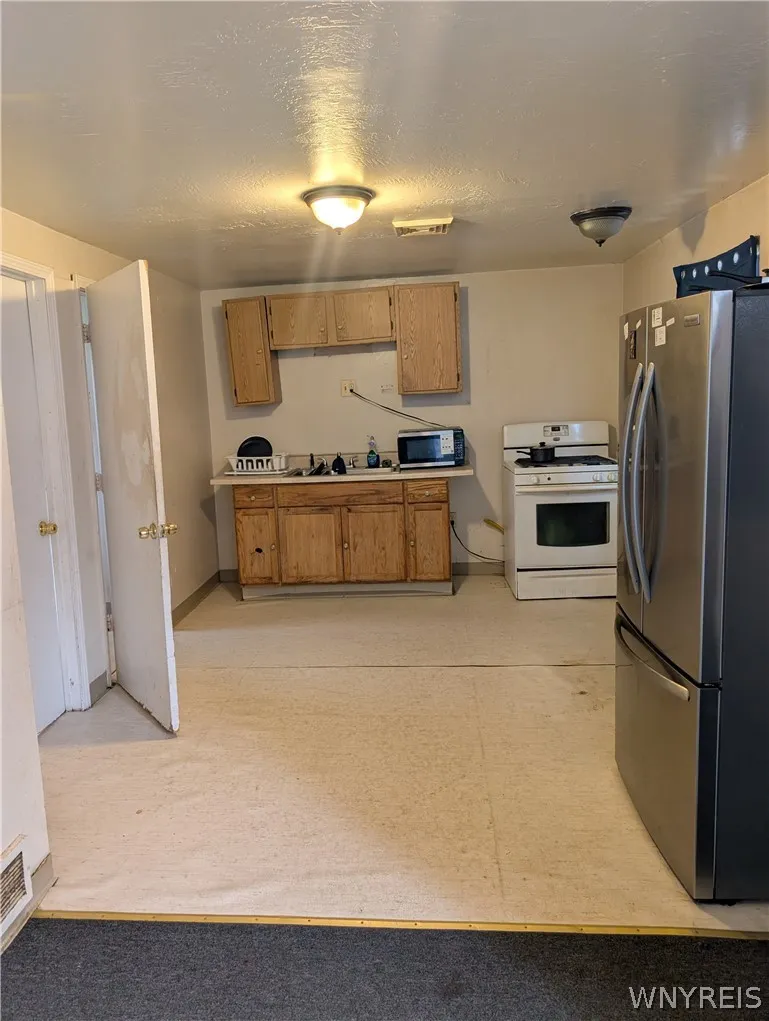 Back unit kitchen