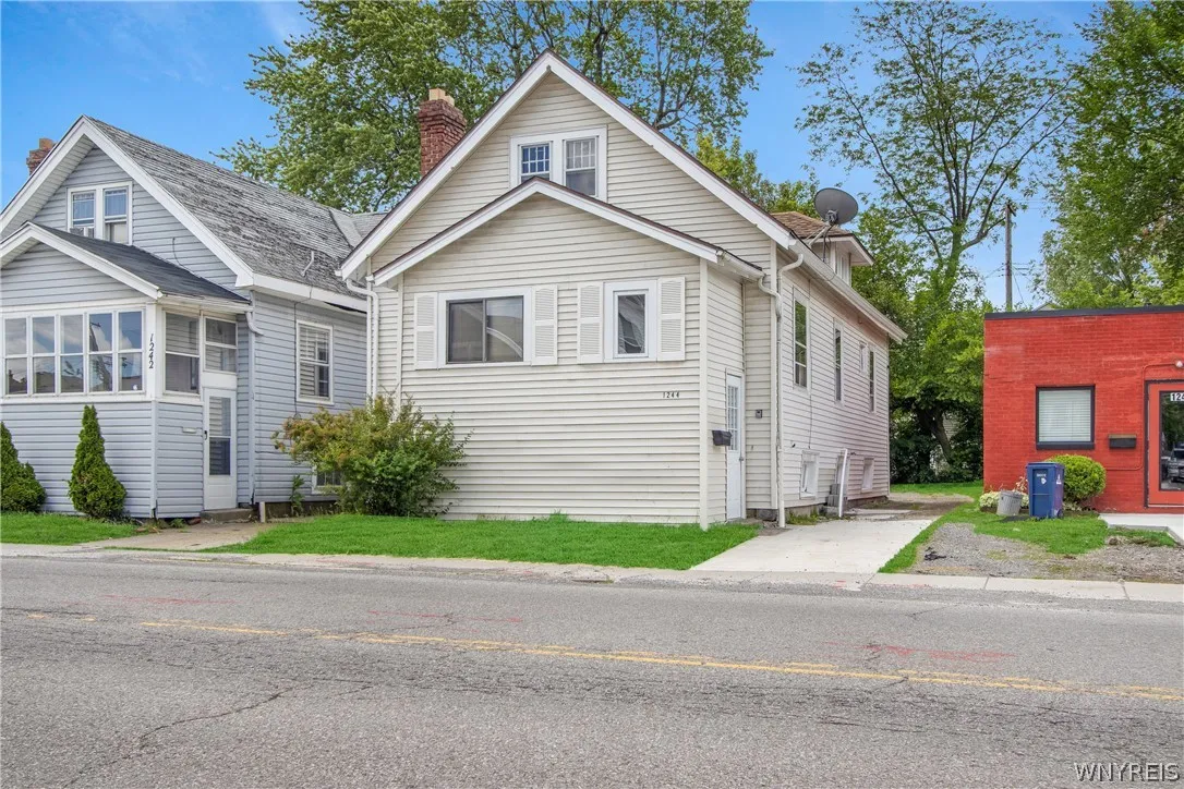 1244 Kenmore Avenue, Buffalo, New York 14216, Buffalo, New York 14216, 3 Bedrooms Bedrooms, 3 Rooms Rooms,1 BathroomBathrooms,Residential,For Sale,1244 Kenmore Avenue, Buffalo, New York 14216,0,B1696436