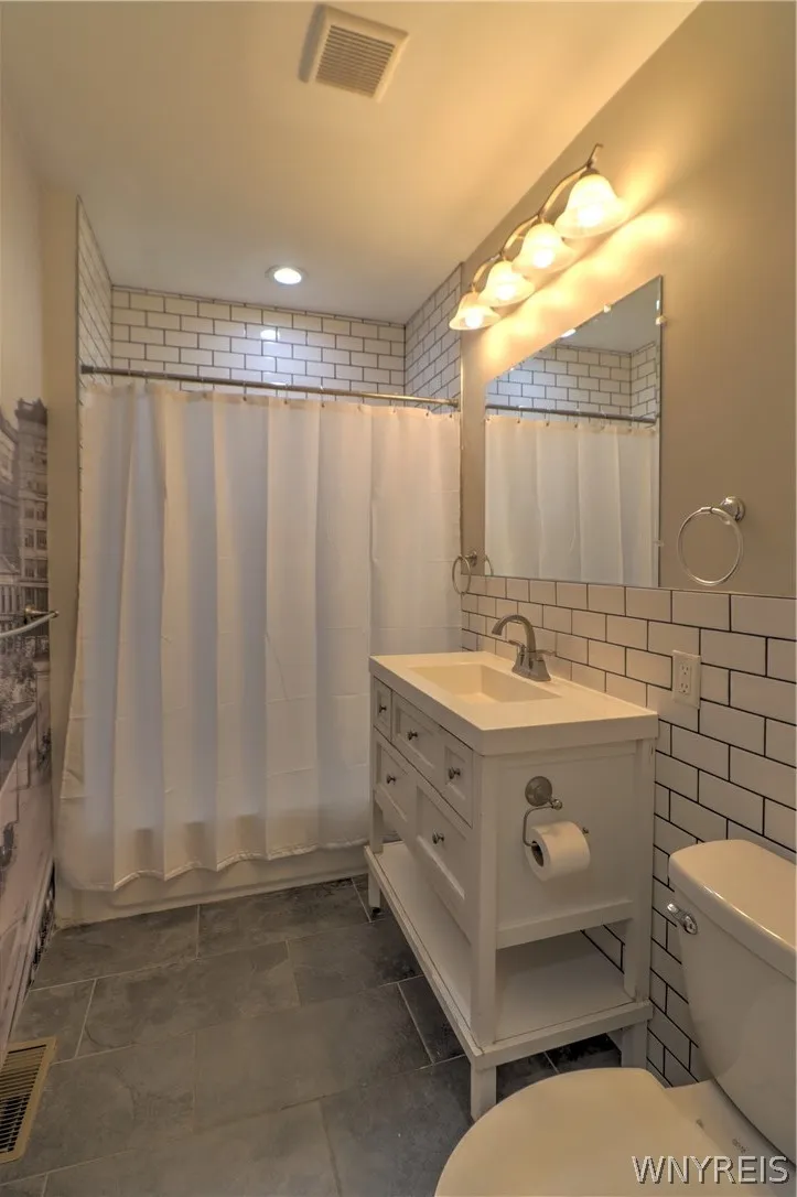 Lower Bath