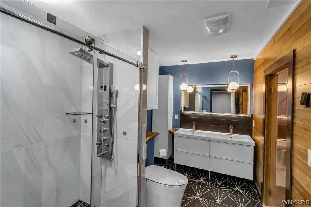 9574 English Ivy Court, Clarence, New York 14032, Clarence, New York 14032, 4 Bedrooms Bedrooms, 13 Rooms Rooms,3 BathroomsBathrooms,Residential,For Sale,9574 English Ivy Court, Clarence, New York 14032,0,B1696874