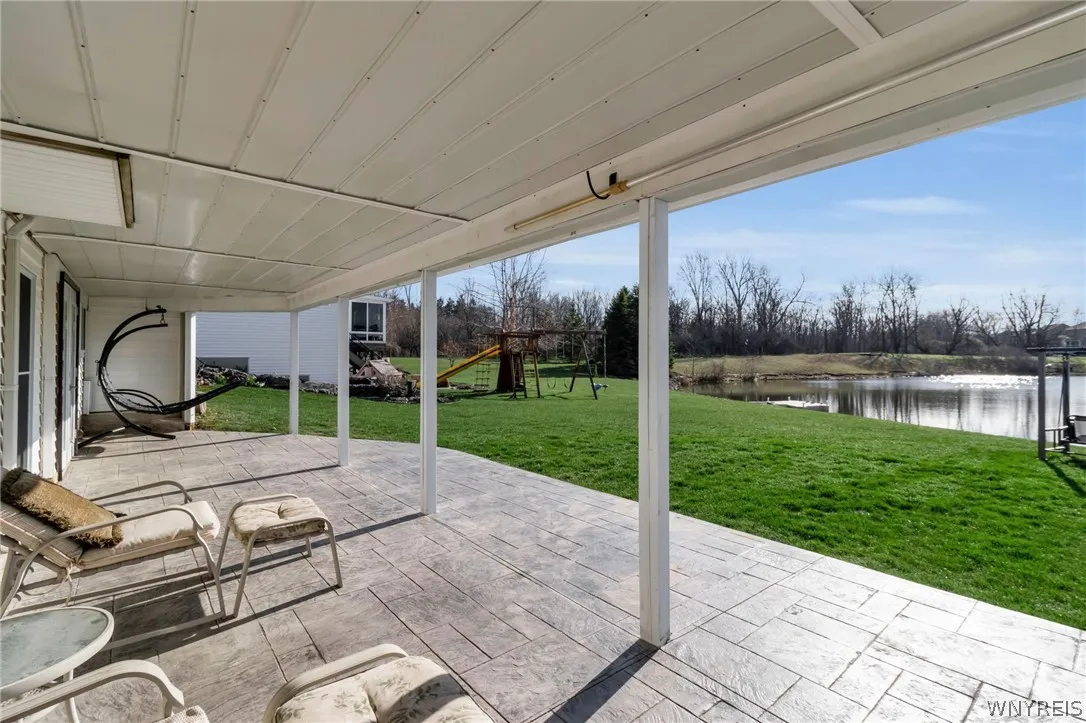 9574 English Ivy Court, Clarence, New York 14032, Clarence, New York 14032, 4 Bedrooms Bedrooms, 13 Rooms Rooms,3 BathroomsBathrooms,Residential,For Sale,9574 English Ivy Court, Clarence, New York 14032,0,B1696874